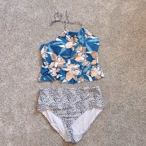 Women’s Plus Size Swimsuit